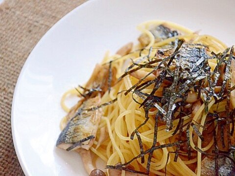 秋刀魚ときのこの山椒パスタ